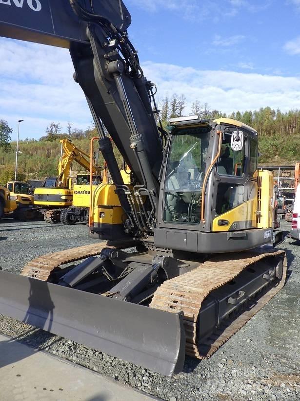 Volvo ECR 235 D Roomikekskavaatorid