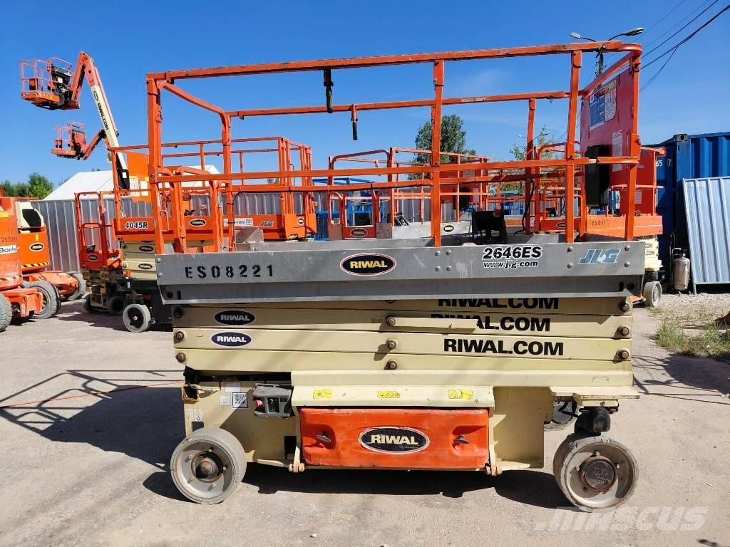 JLG 2646ES Käärtõstukid