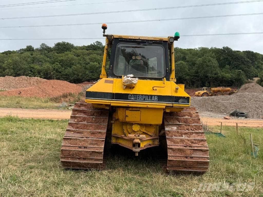 CAT D 6 M LGP Buldooserid