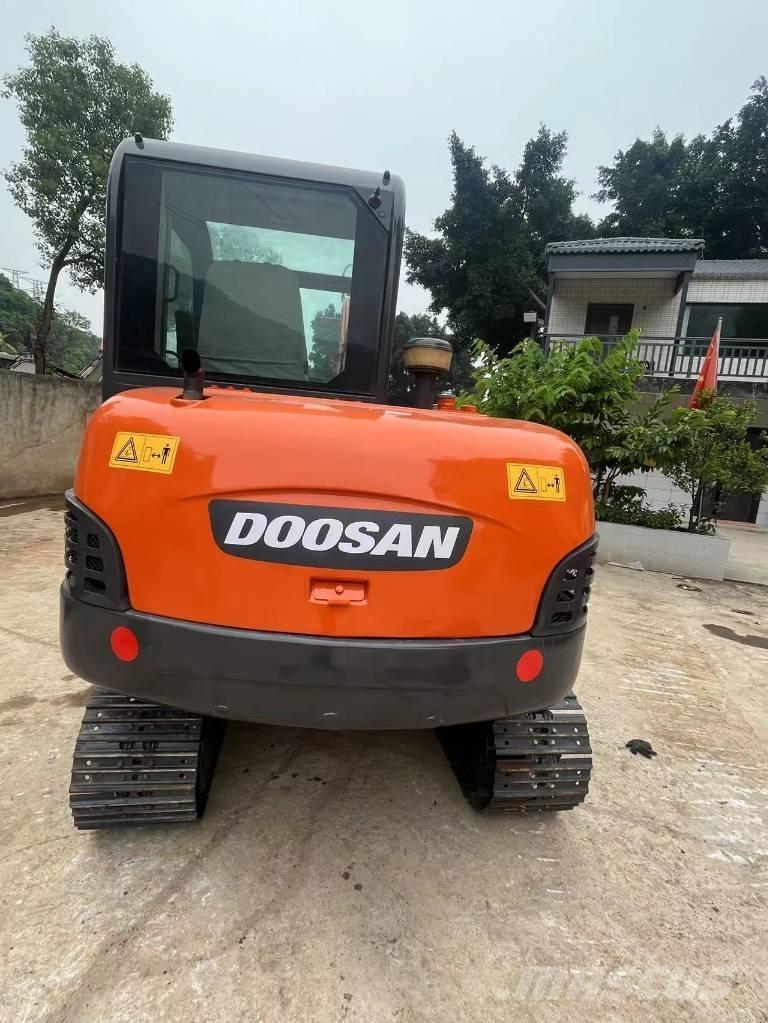 Doosan DH 60-7 Miniekskavaatorid < 7 t