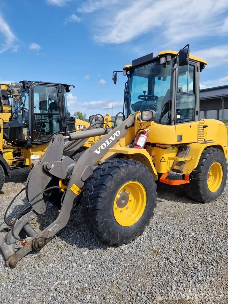 Volvo L 30 G Rataslaadurid
