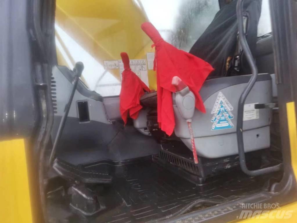 Komatsu pc220-7 Roomikekskavaatorid