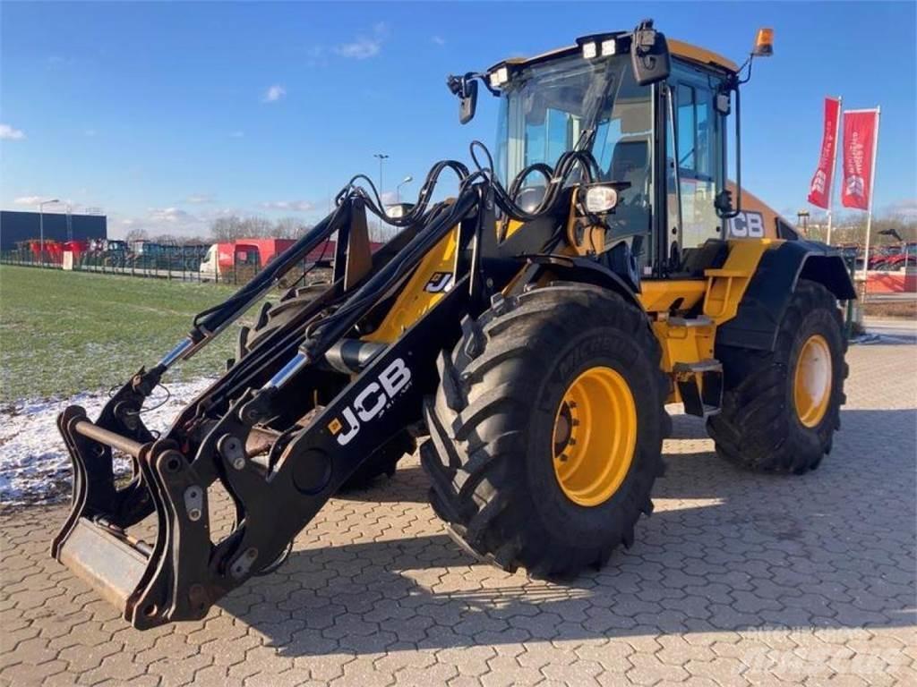 JCB 419S AGRI Rataslaadurid
