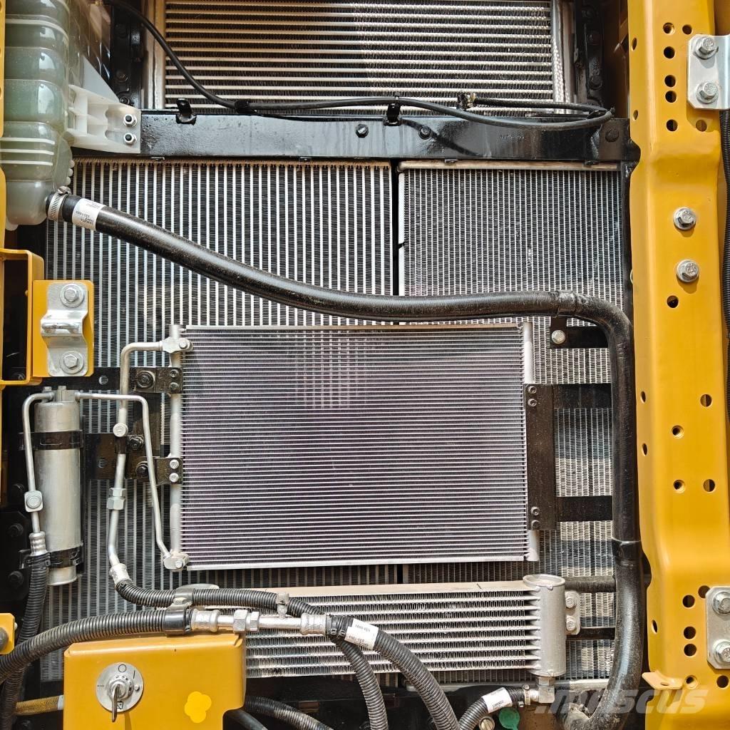 CAT 320GC Roomikekskavaatorid