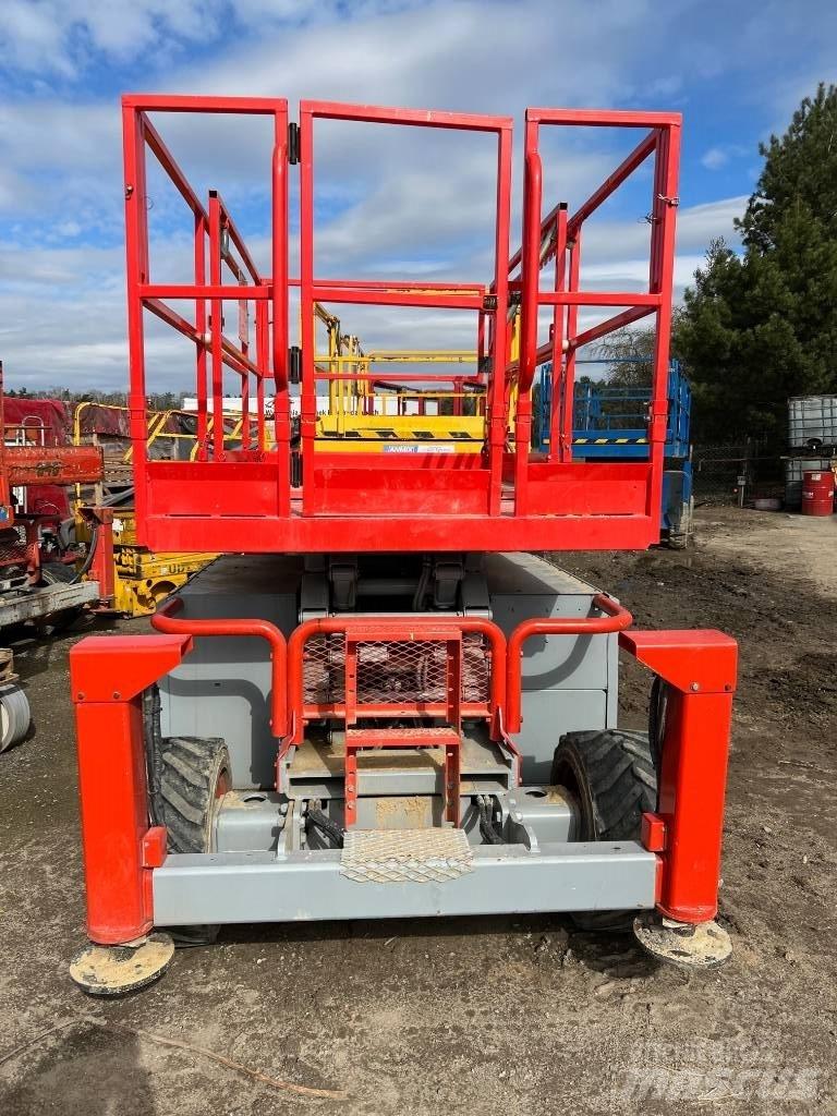 SkyJack SJ 6832 RT Käärtõstukid