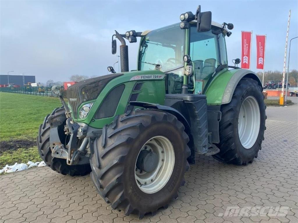 Fendt 724 PROFI Traktorid