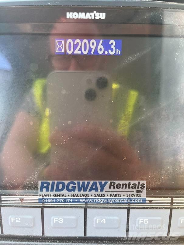 Komatsu PC 210 LC-11 Roomikekskavaatorid