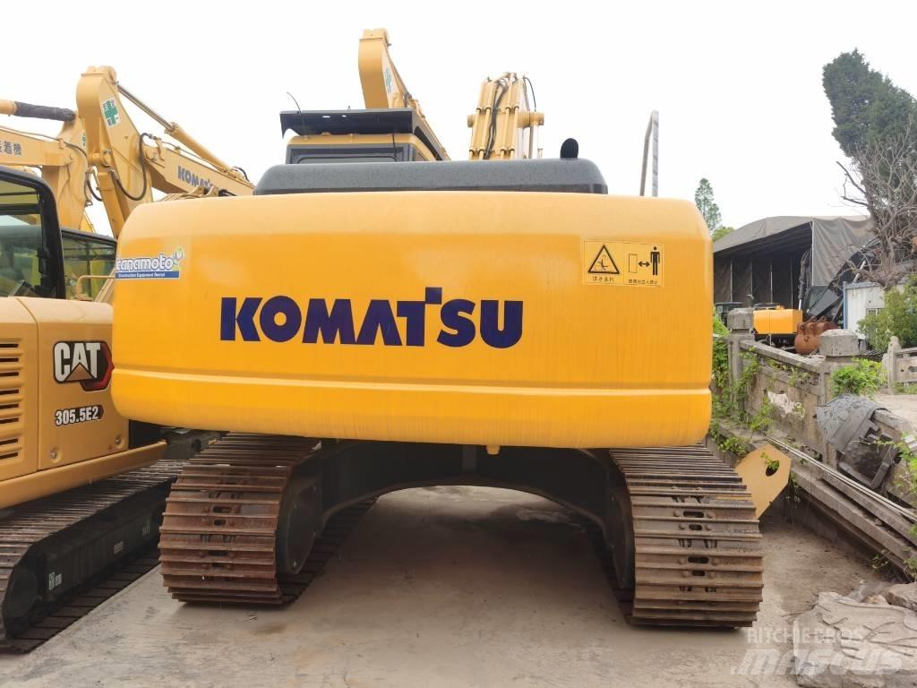 Komatsu PC 220-7 Roomikekskavaatorid