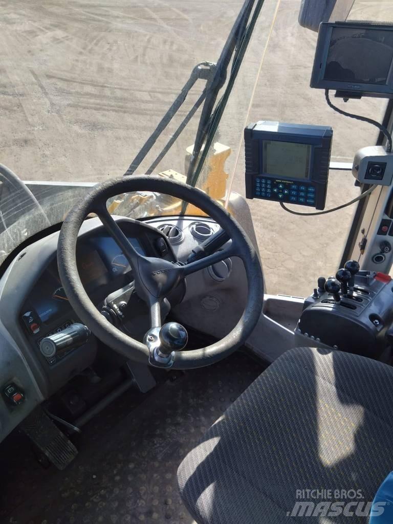 Volvo L 220 F Rataslaadurid
