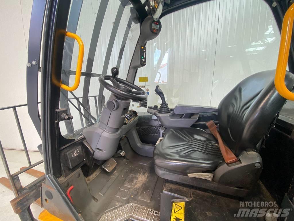 JCB TLT30-19D-2WD Diiseltõstukid