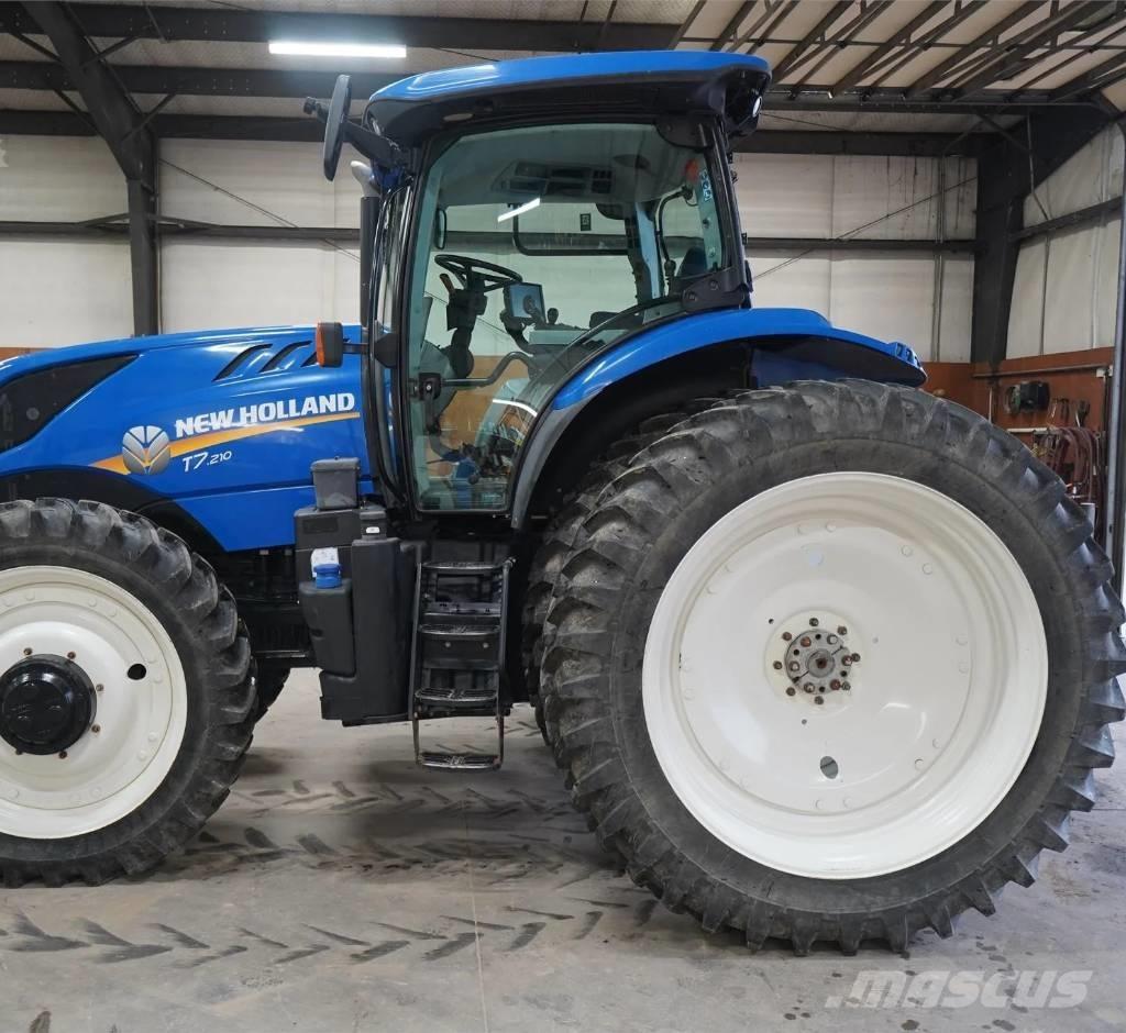 New Holland T 7.210 Traktorid