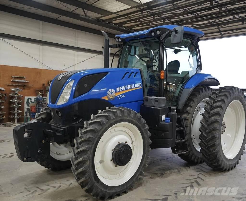 New Holland T 7.210 Traktorid
