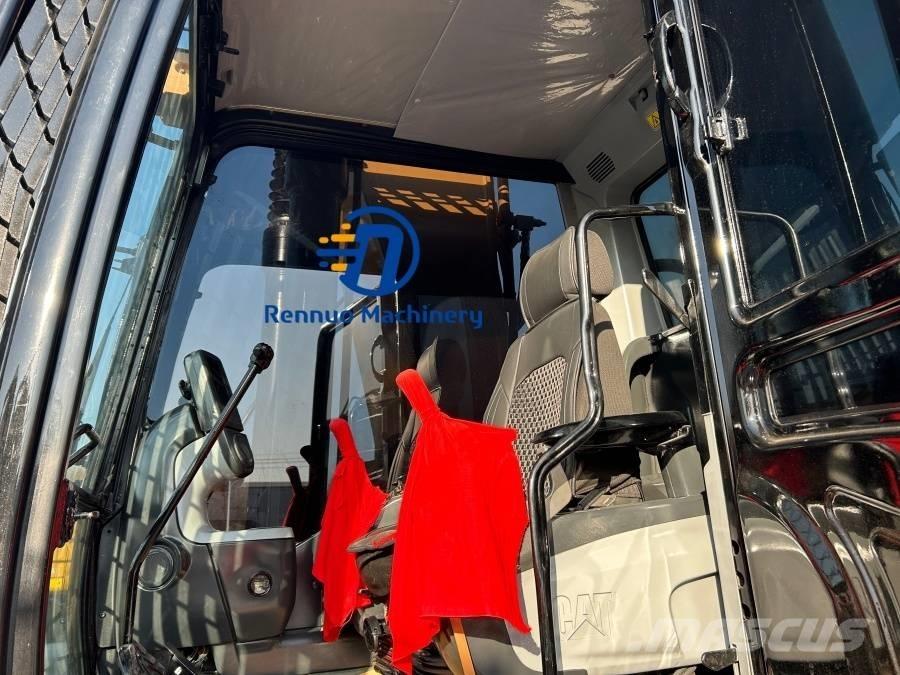 CAT 329D2L Roomikekskavaatorid