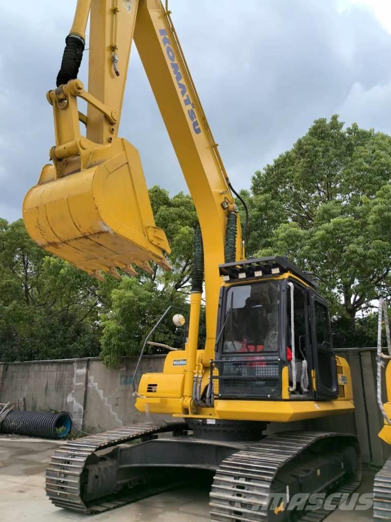 Komatsu PC 220-8 Roomikekskavaatorid