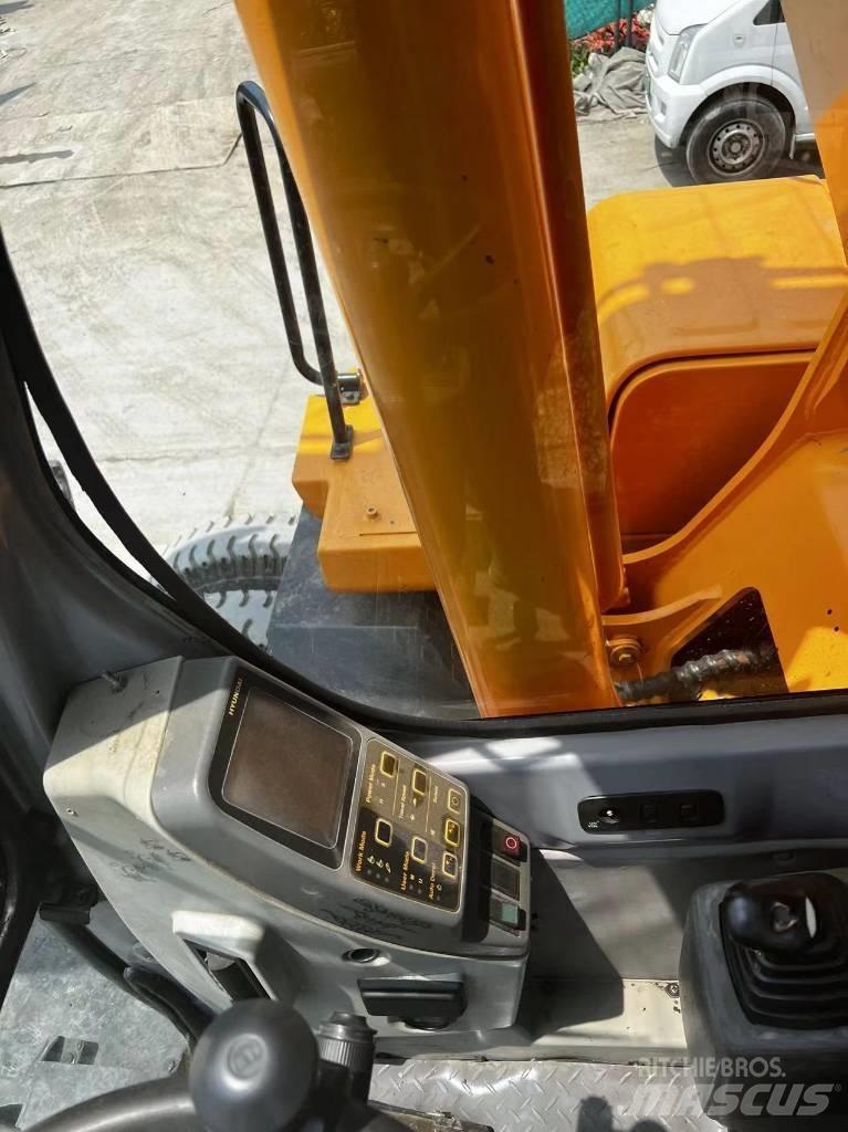 Hyundai 210W-7 Ratasekskavaatorid