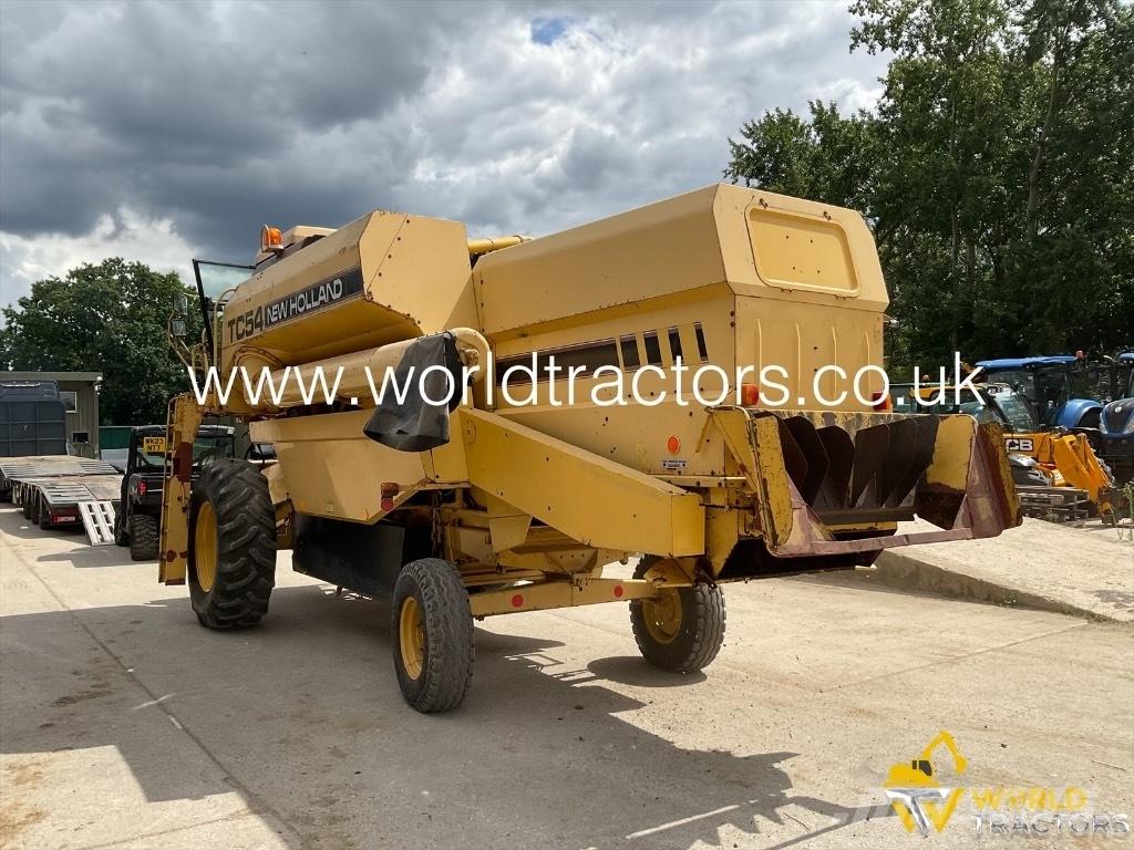 New Holland TC 54 Teraviljakombainid