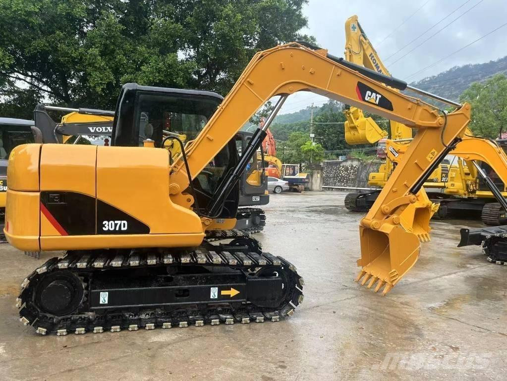 CAT 307 D Roomikekskavaatorid