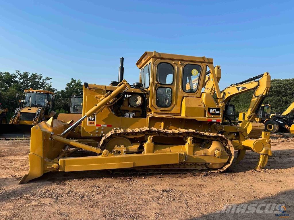 CAT D 7 G Buldooserid