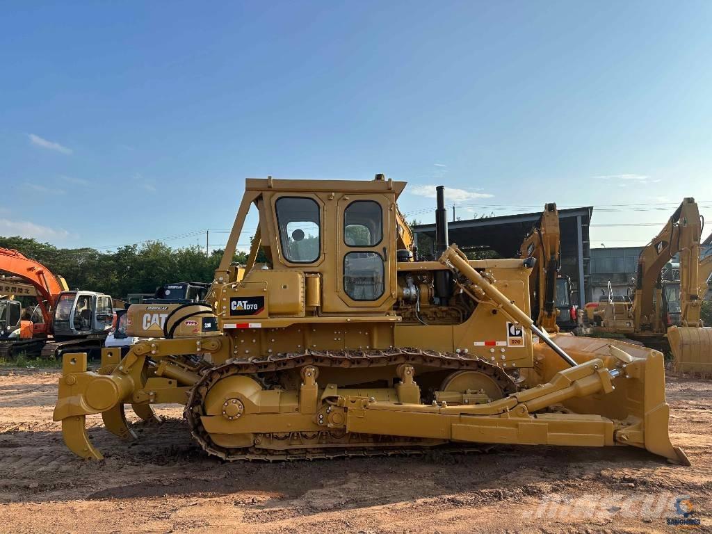 CAT D 7 G Buldooserid