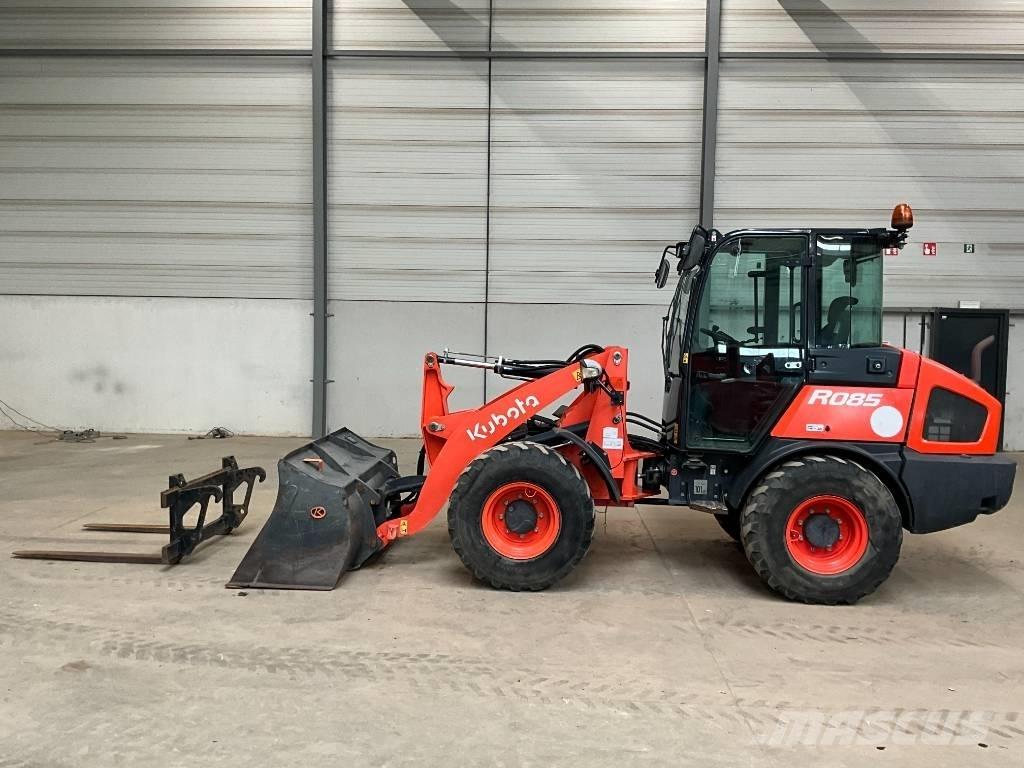 Kubota R 085 Rataslaadurid