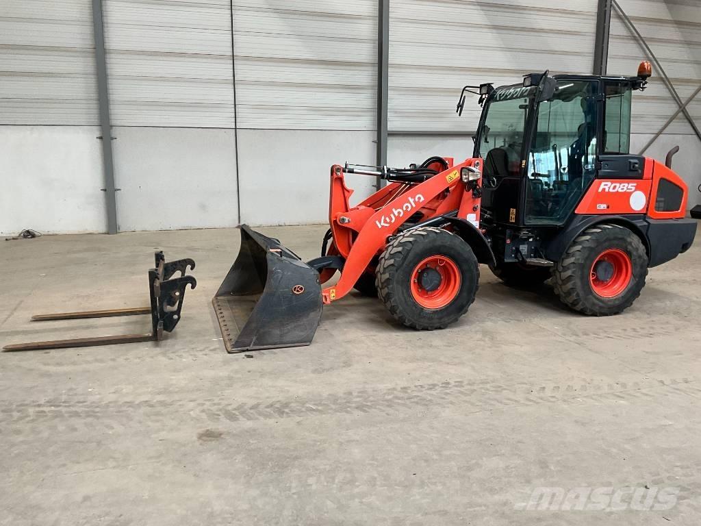 Kubota R 085 Rataslaadurid