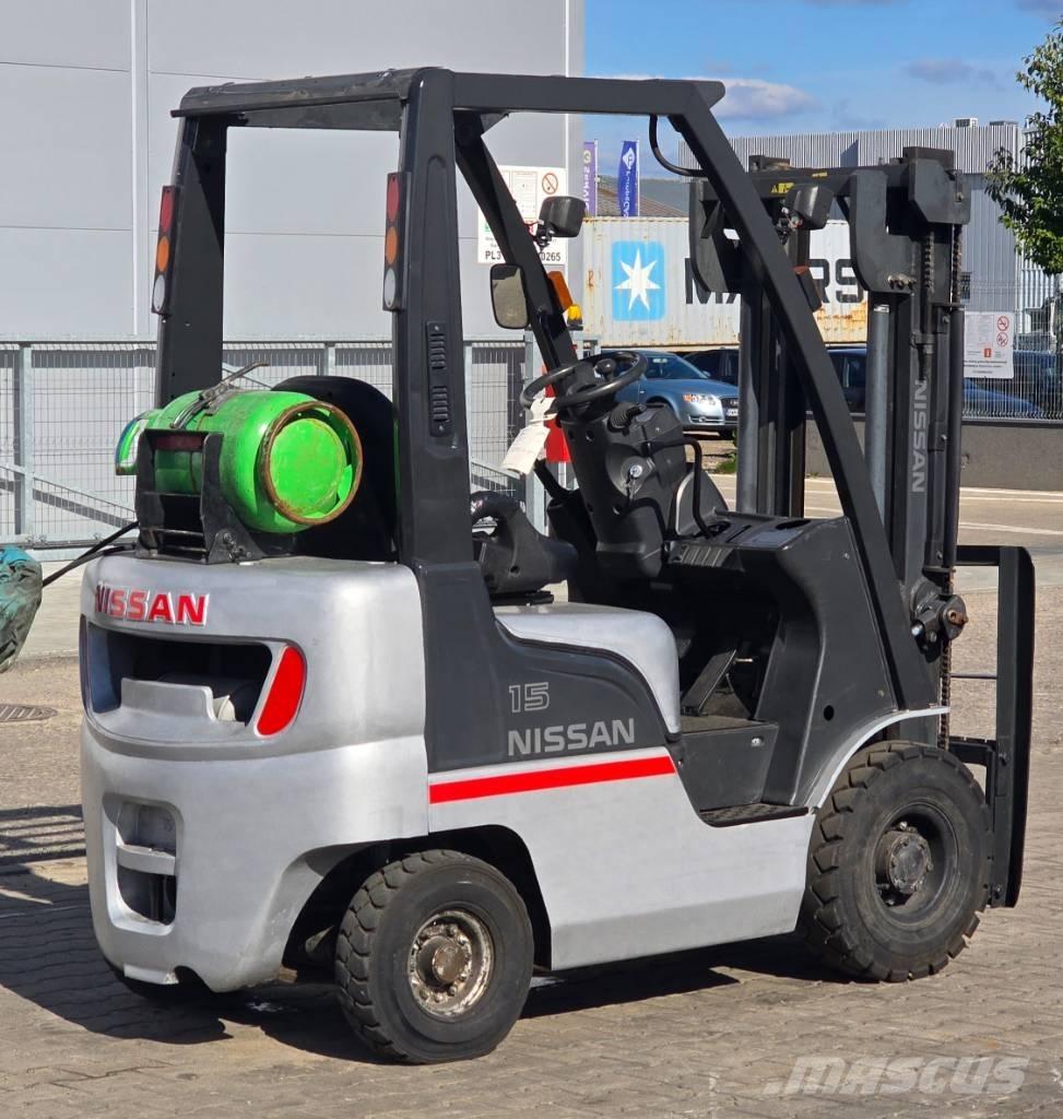 Nissan L01A15 Gaasitõstukid