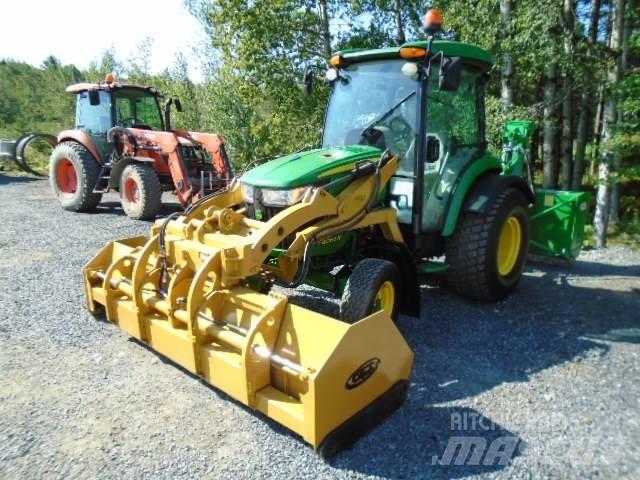 John Deere 4066 R Traktorid