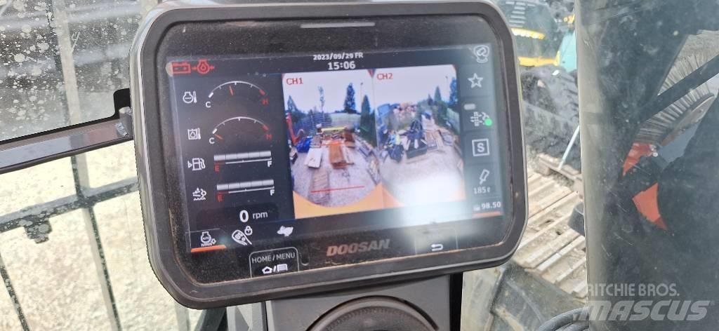 Doosan DX 210 LC-7 Roomikekskavaatorid