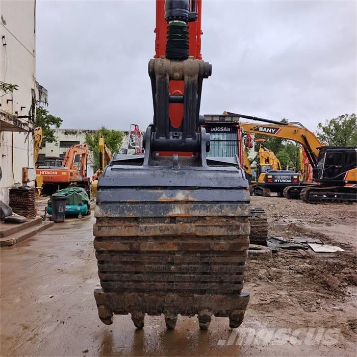 Doosan DX 340 LC Roomikekskavaatorid