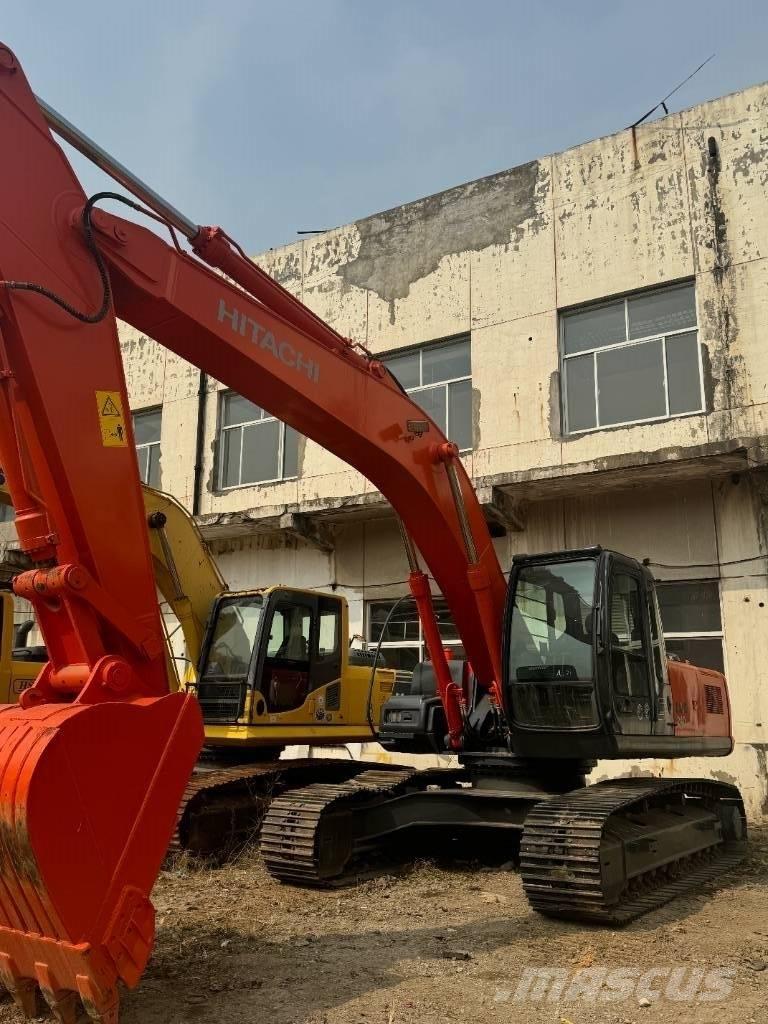 Hitachi ZX 240 Roomikekskavaatorid