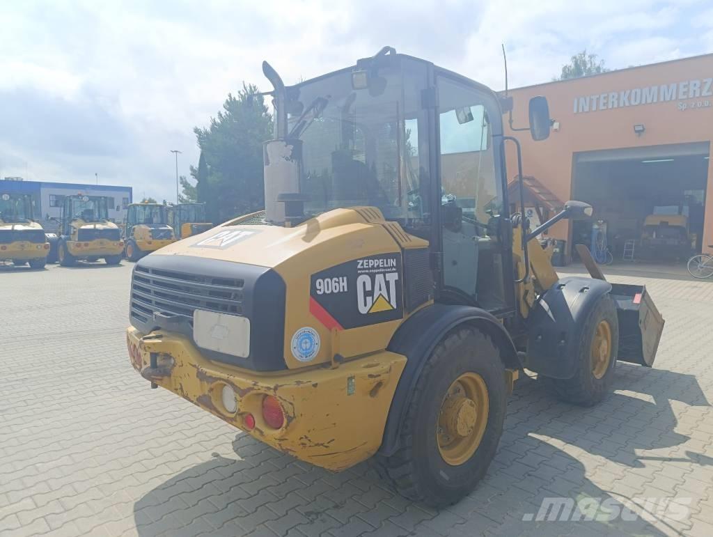 CAT 906 H Rataslaadurid