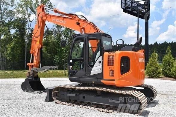 Hitachi ZX 135 Roomikekskavaatorid