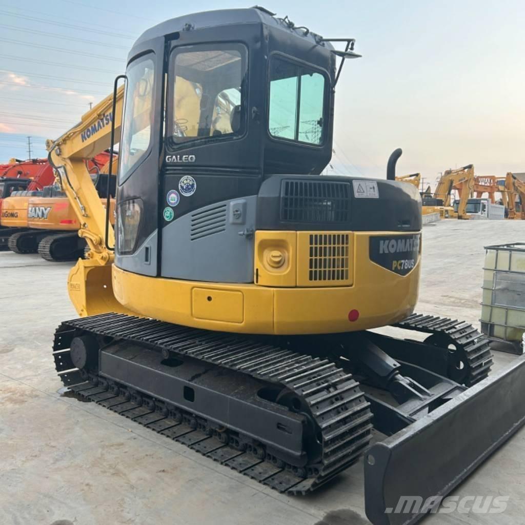Komatsu PC78 US Roomikekskavaatorid