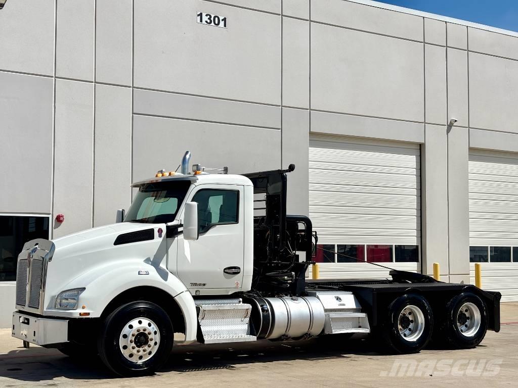 Kenworth T 880 Puksiirid