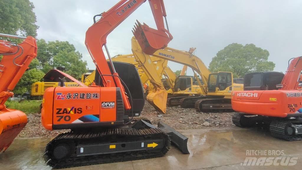 Hitachi ZX 70 Miniekskavaatorid < 7 t