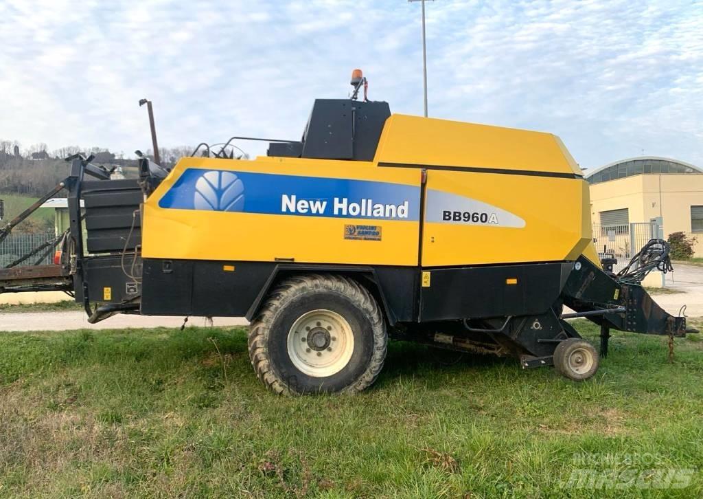 New Holland BB 960 A Heinapressid