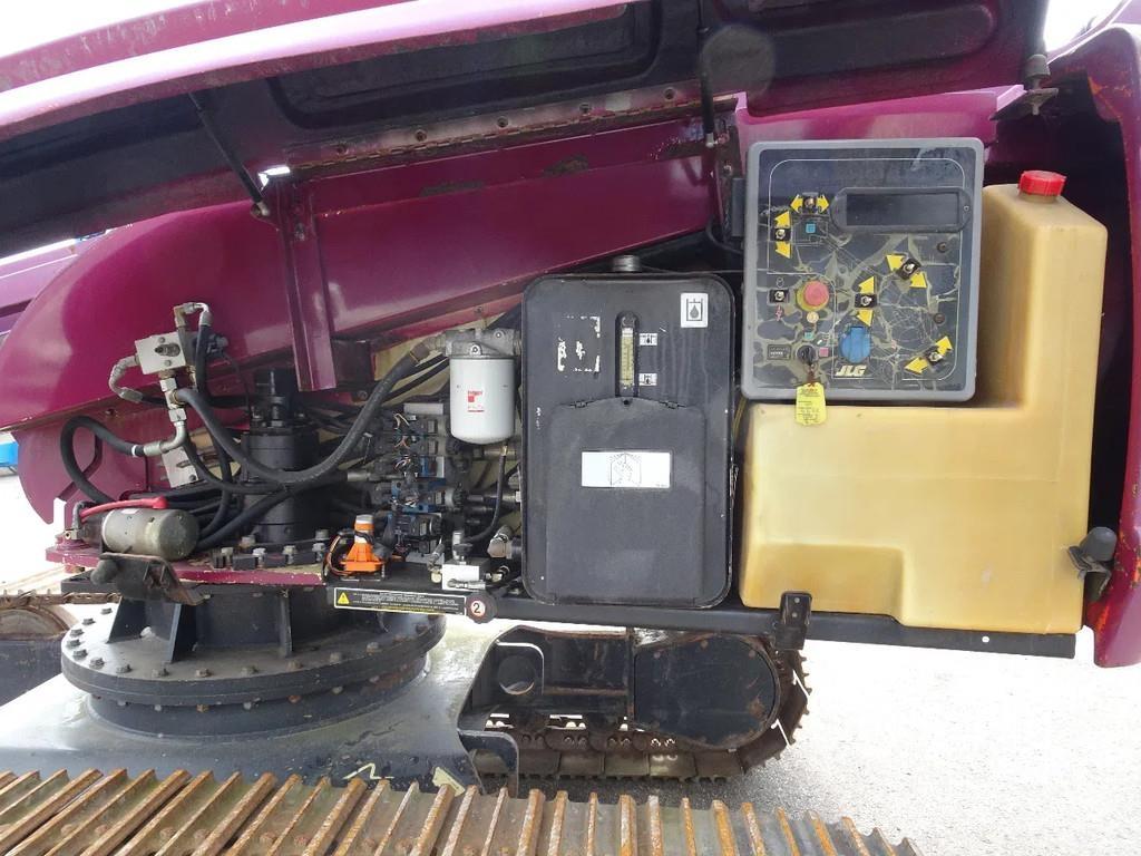 JLG 600SC Teleskoop poomtõstukid