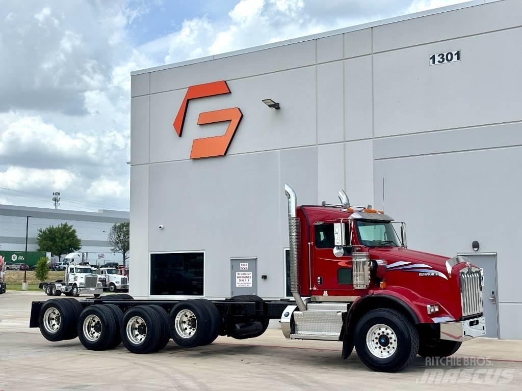 Kenworth T 800 Sadulveokid