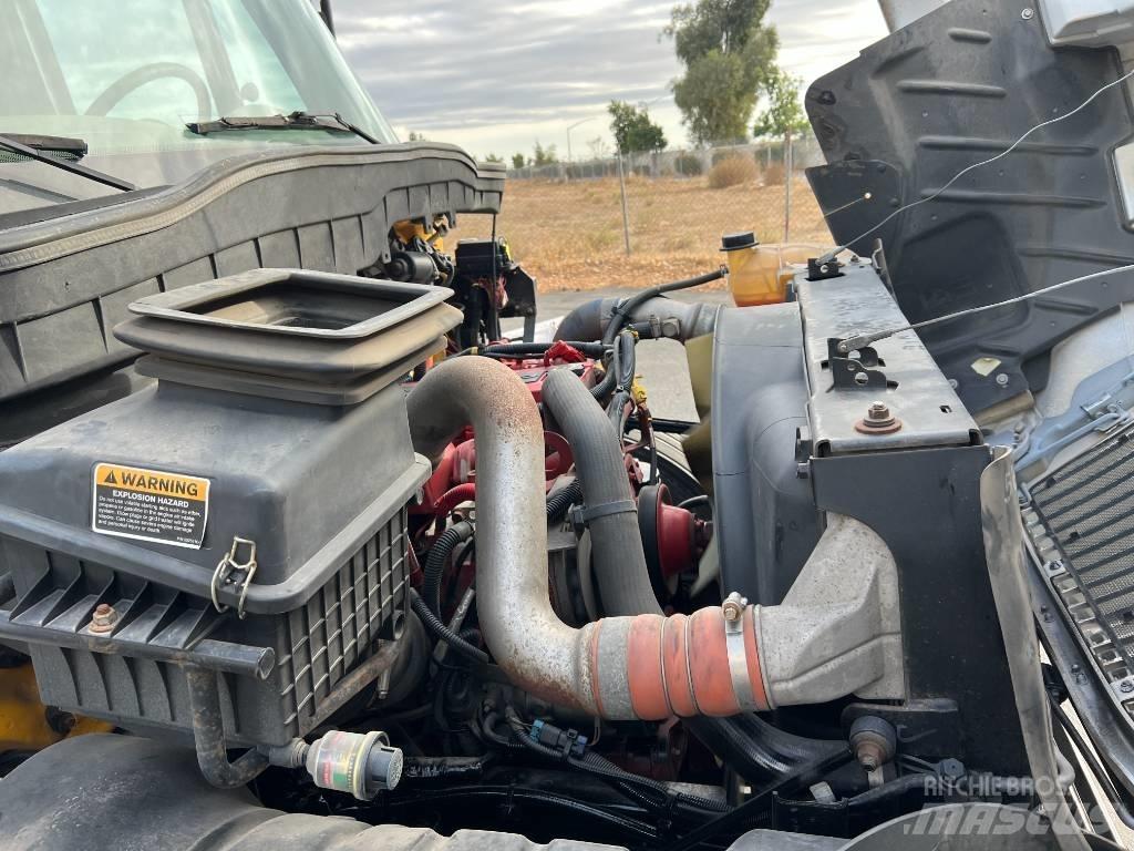 International 4300 Madelautod