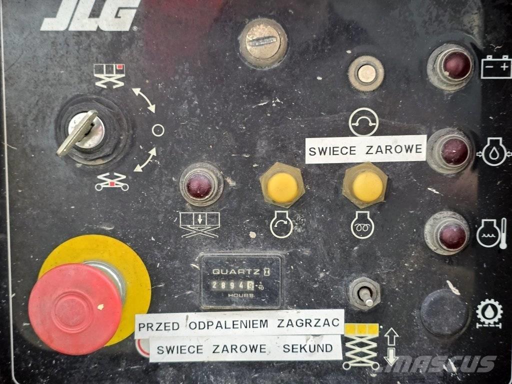 JLG 260 MRT Käärtõstukid