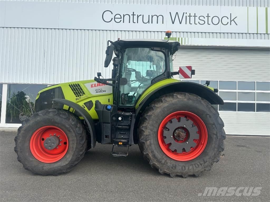 CLAAS Axion 870 Traktorid