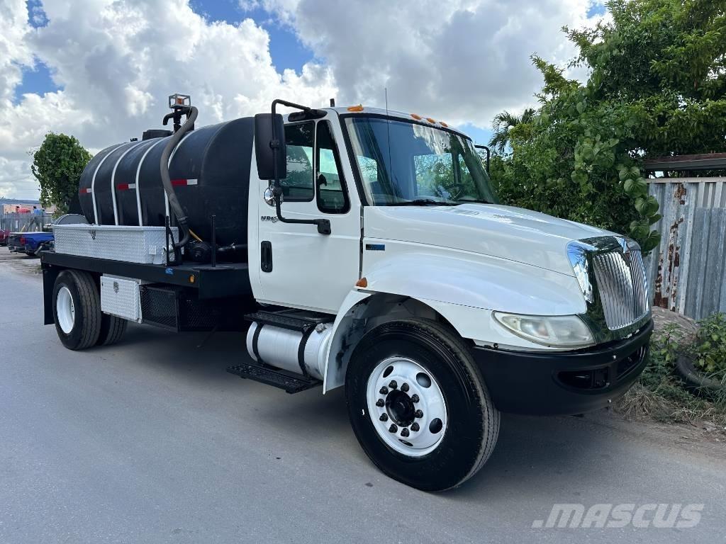 International 4300 Vaakumautod
