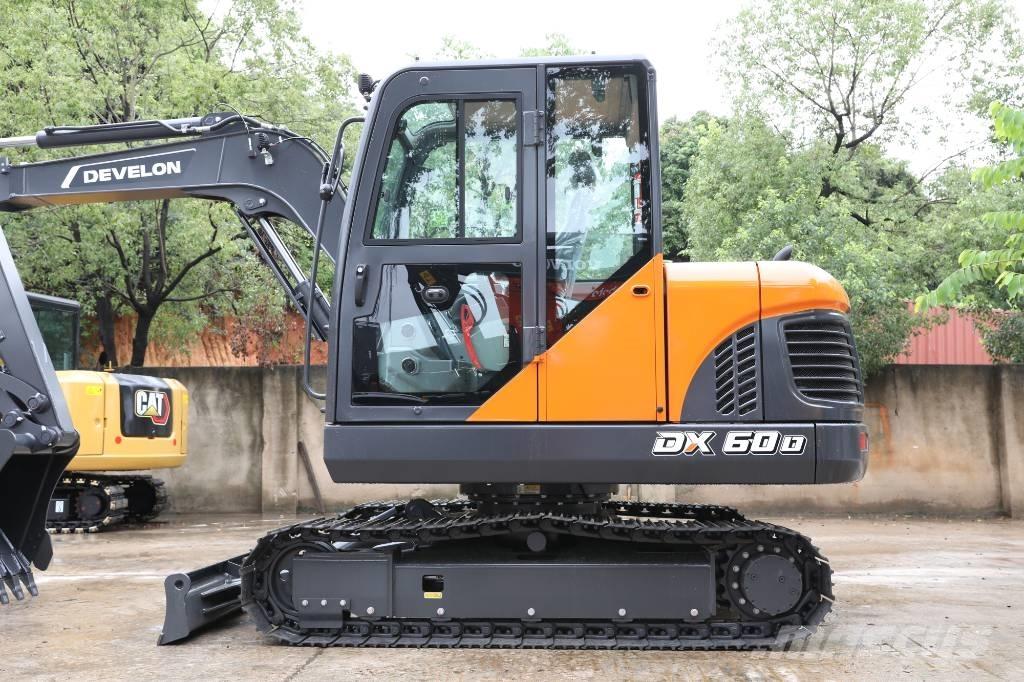 Develon DX 60 D Ratasekskavaatorid