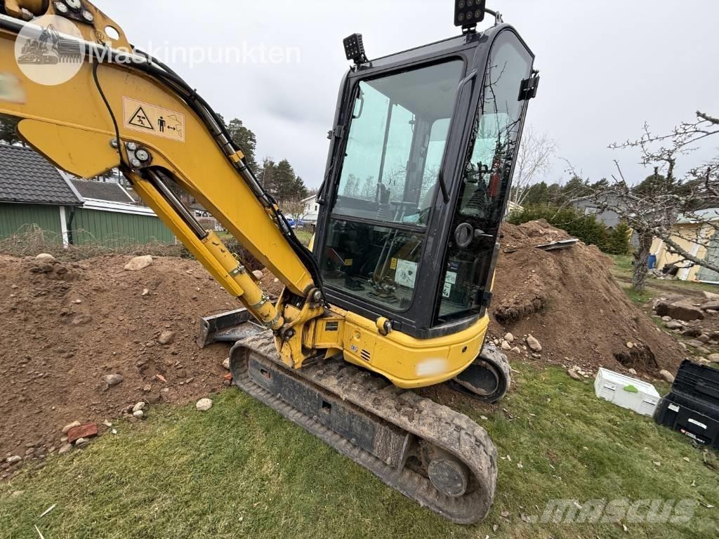 Komatsu PC 26 MR-3 Miniekskavaatorid < 7 t