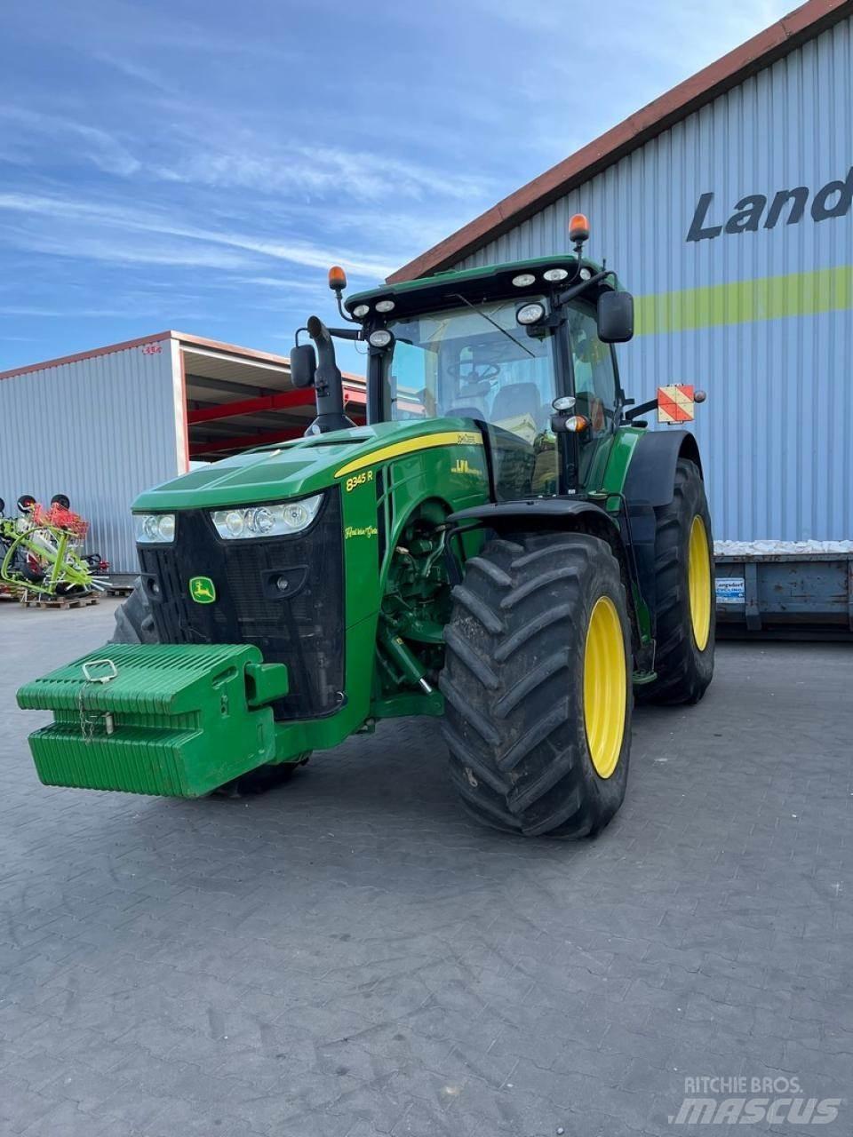 John Deere 8345R Traktorid
