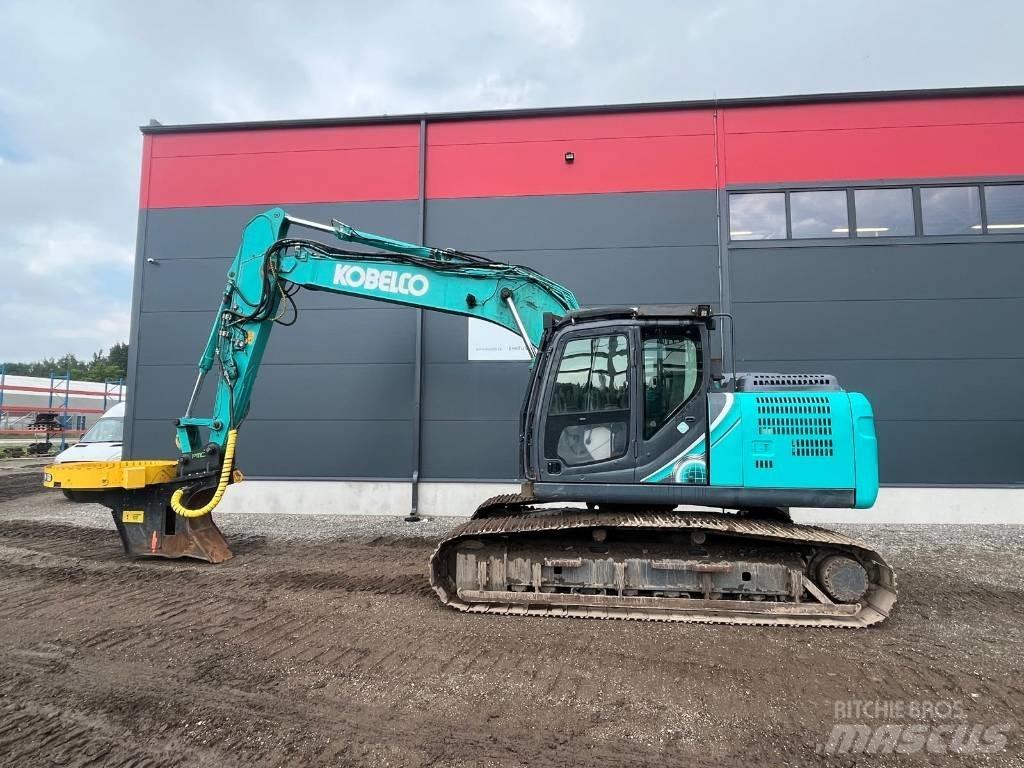 Kobelco SK180LC-10 Roomikekskavaatorid
