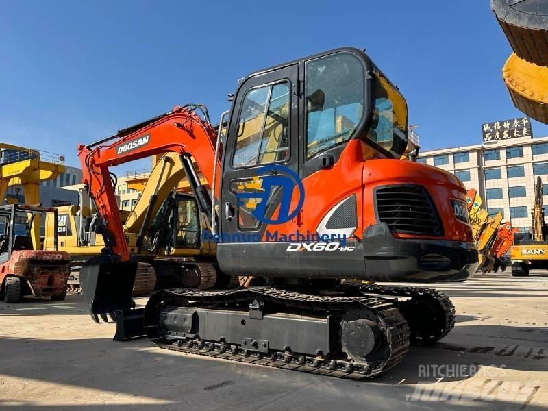 Doosan DX 60 Miniekskavaatorid < 7 t