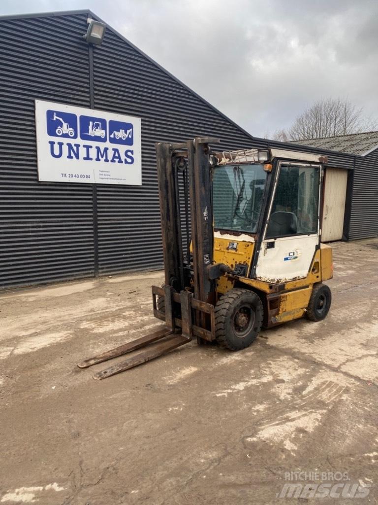 TCM FD 25 Diiseltõstukid
