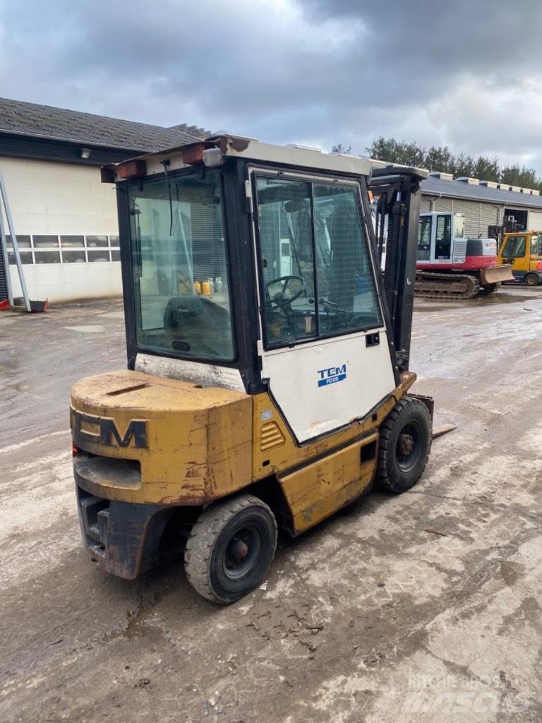 TCM FD 25 Diiseltõstukid