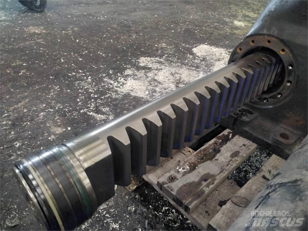 John Deere Cf8 Forvarderi kraanad